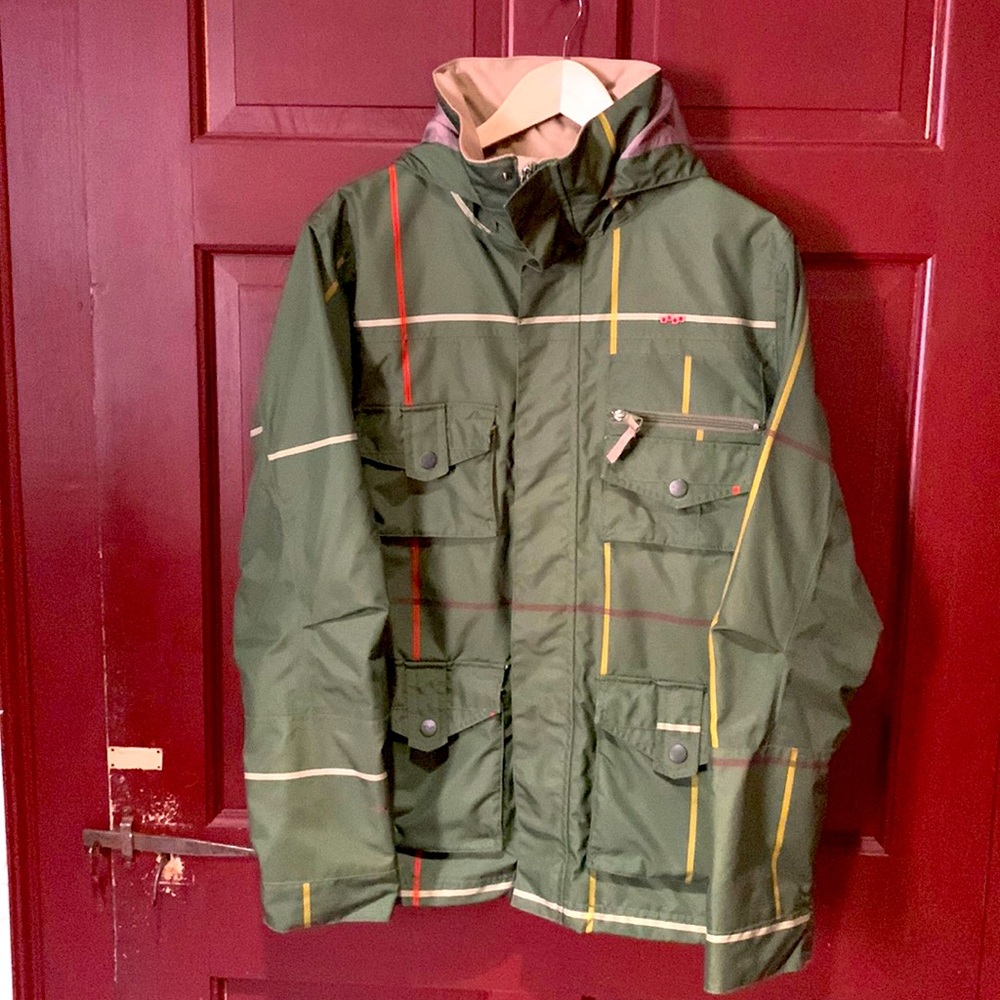 Foursquare snowboarding jacket/shell
